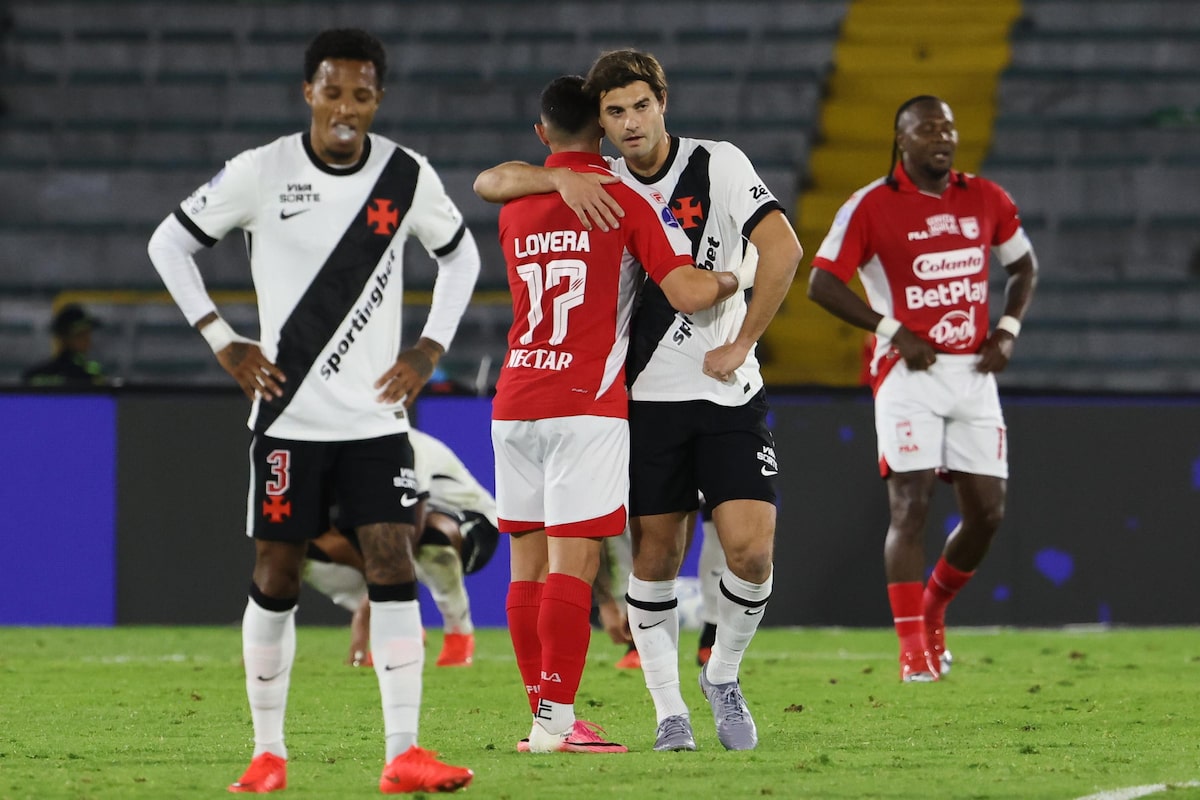 Vasco poupa titulares em viagem à Colômbia e empata sem gols com Santa Fe pela Sul-Americana