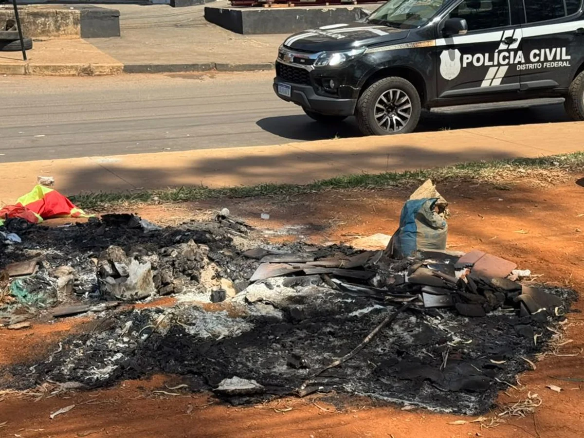 Borracheiro chamou a polícia ao ver bebê carbonizado: "Arrepiado até agora"