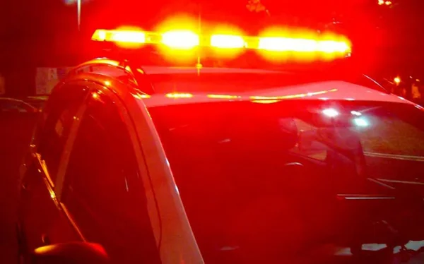 Grupo joga bomba em bar por "desafio" e deixa 3 clientes feridos em Goiânia