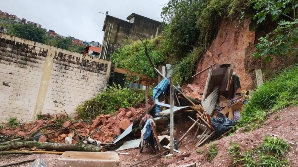 Sobe para 3 o número de mortes causadas pelas chuvas em SP