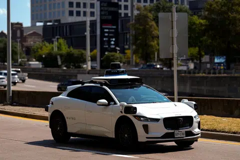 Waymo vai começar a oferecer serviços de carona compartilhada sem motorista em Cingapura em 2028