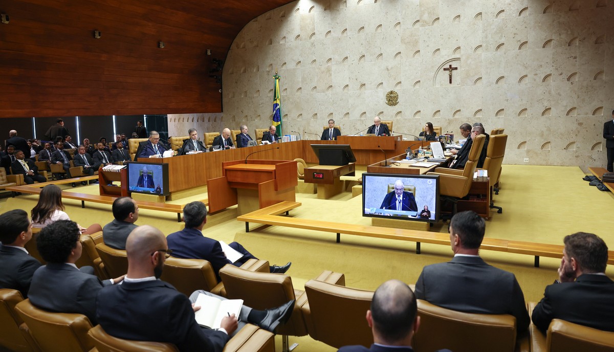 Bilhetes, discussões e conversas ao pé do ouvido: os bastidores do julgamento no STF