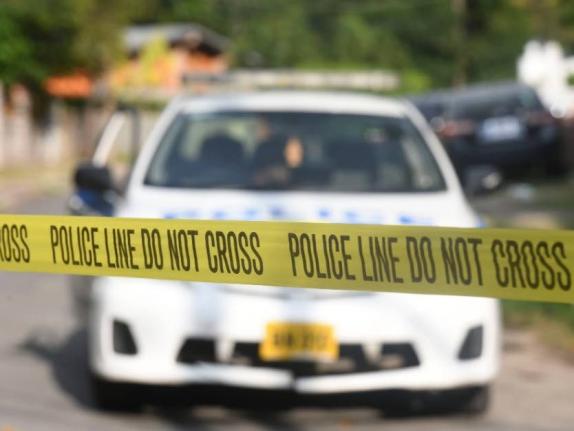 Imagem da matéria: Arma de assalto M16 recuperada após tiroteio alegado envolvendo policiais e atiradores em August Town