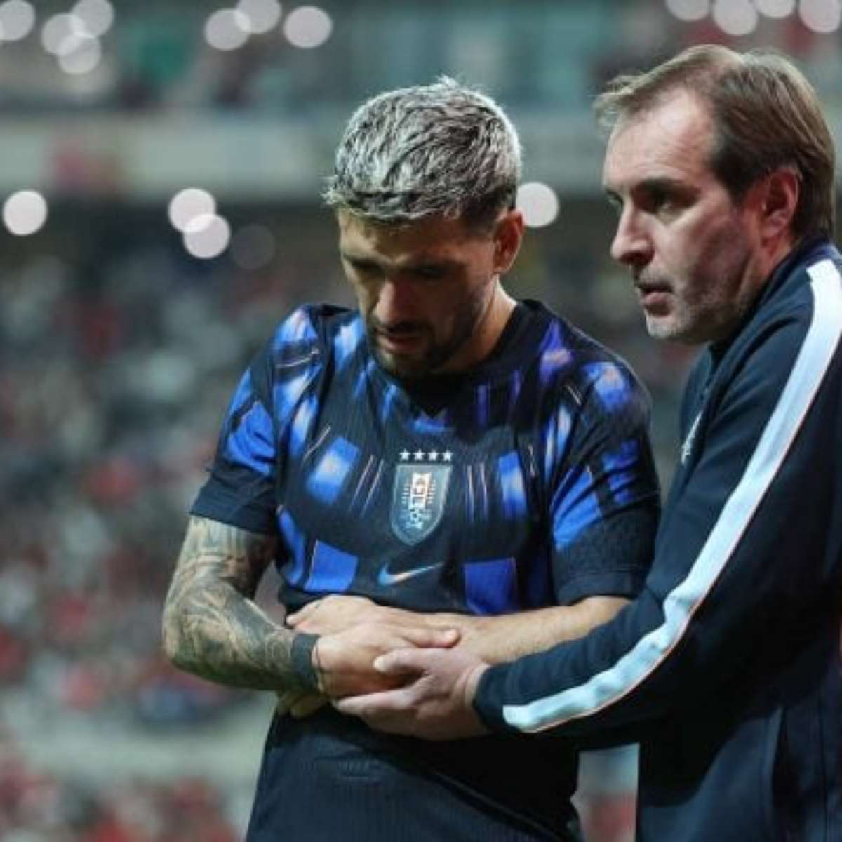 Arrascaeta sofre fratura com Uruguai, será operado e vira baixa no Fla