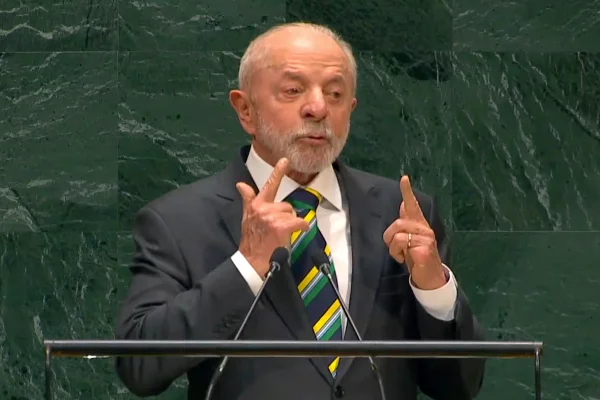 Lula na ONU: "Nossas riquezas naturais pertencem ao povo brasileiro"