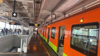 ¿Qué está pasando en el Metro CDMX y Metrobús hoy 1 de octubre? Metro activa marcha lenta en diversas líneas por presencia de lluvias