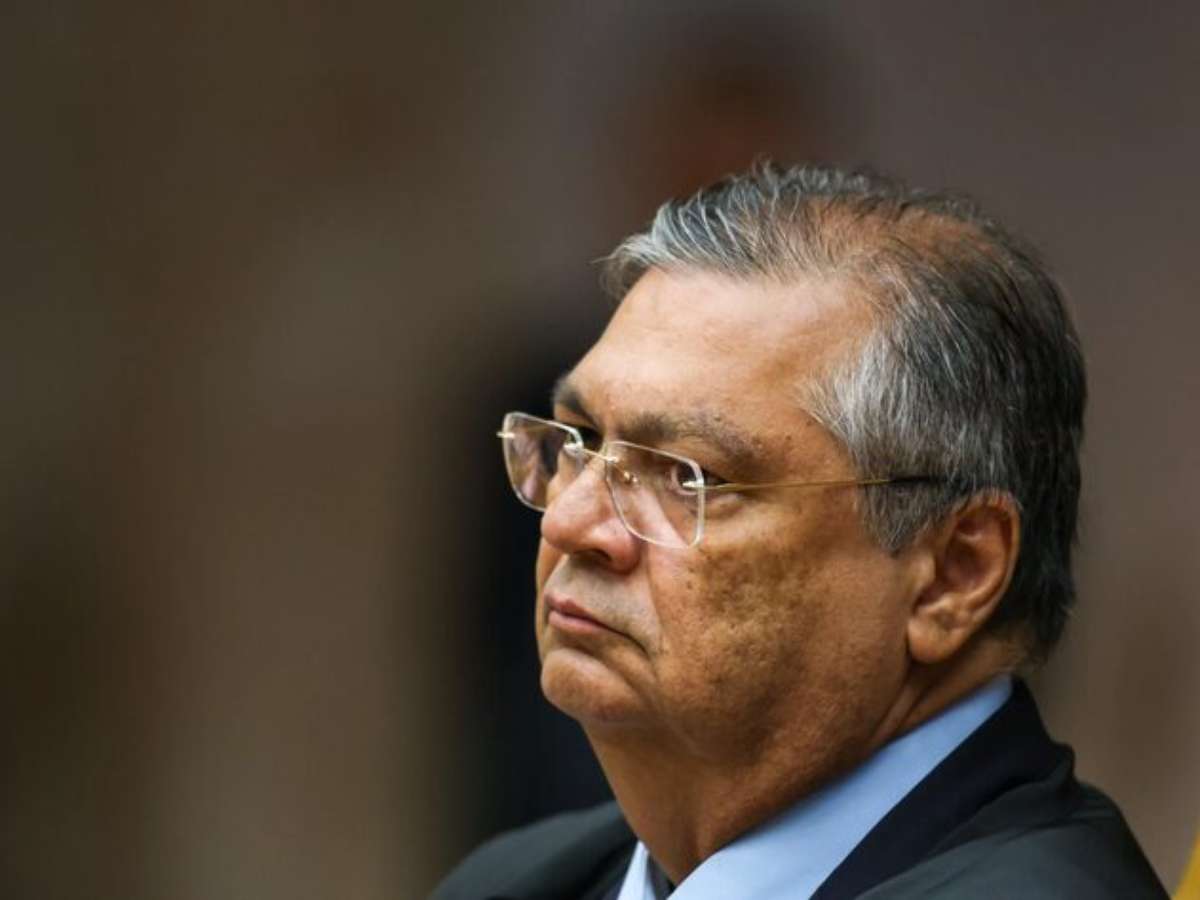 Dino diz que TSE concordou com ele sobre posts de Nossa Senhora e que decisão de Mendonça seria censura