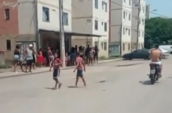 Polícia recupera seis veículos roubados durante ação contra desmanche em Belford Roxo (RJ)
