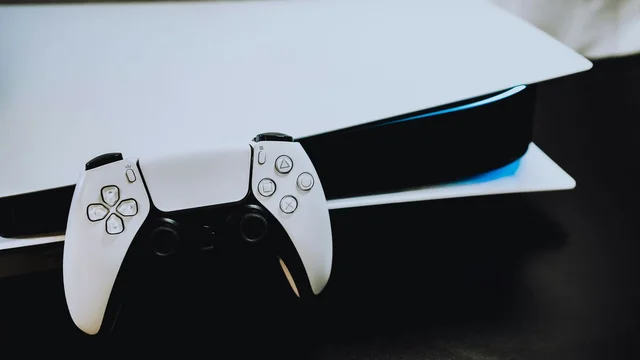 Sony libera upscaler de IA para o PS5 base; conheça o QSSR