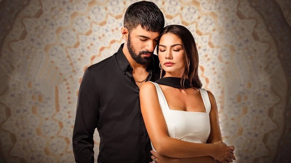 Meu Nome é Farah é um remake da série argentina La Chica que Limpia — Foto: Reprodução/O3 Medya