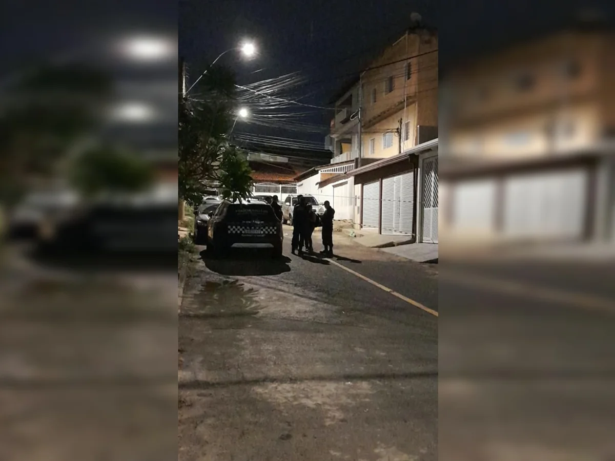 Homem foge após atirar ao menos 3 vezes contra ex-mulher no DF