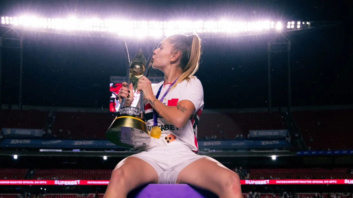 Seleção Feminina: Carol Gil é convocada no lugar de Thais Ferreira