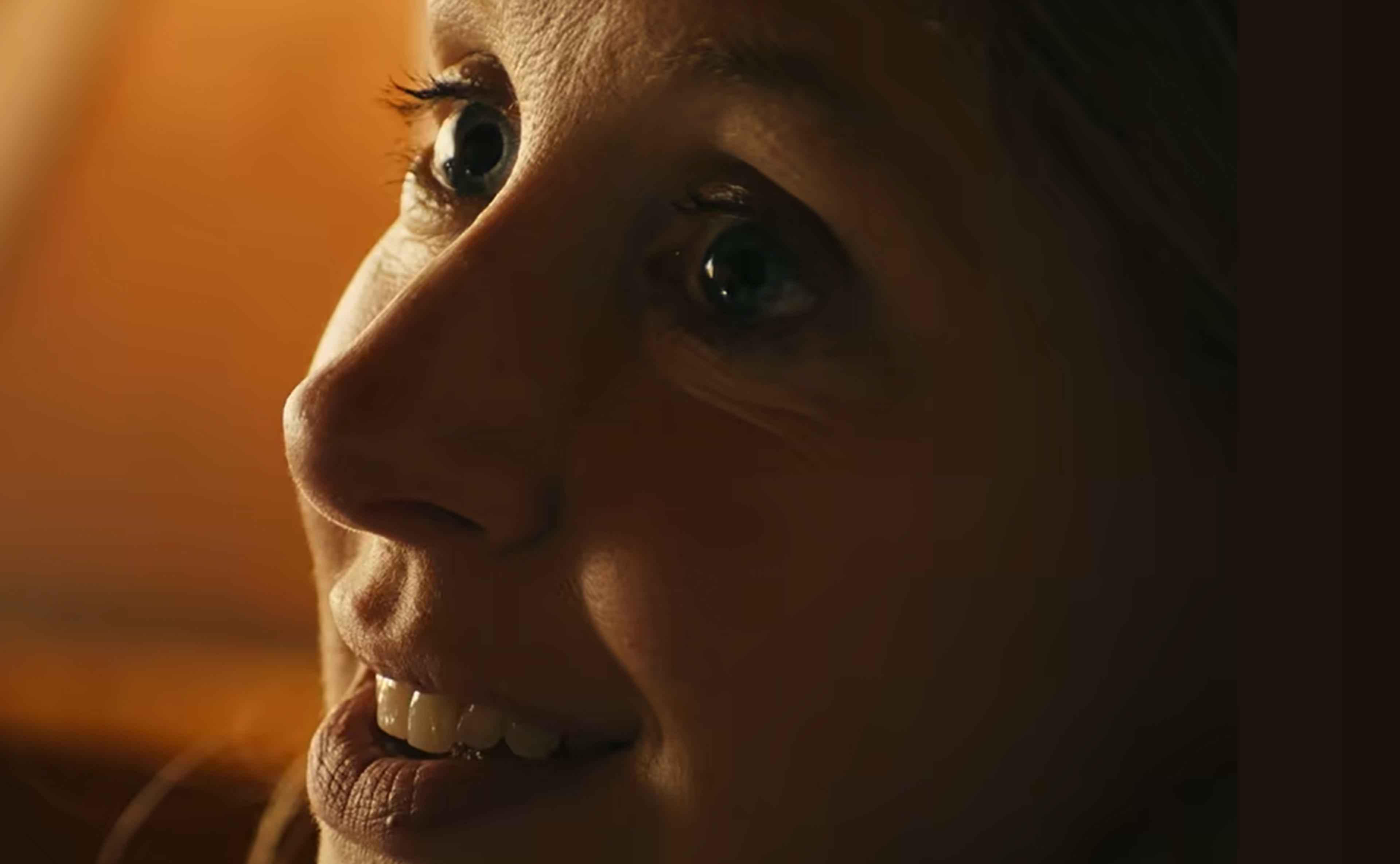 Elizabeth Holmes in You Can See Everything.