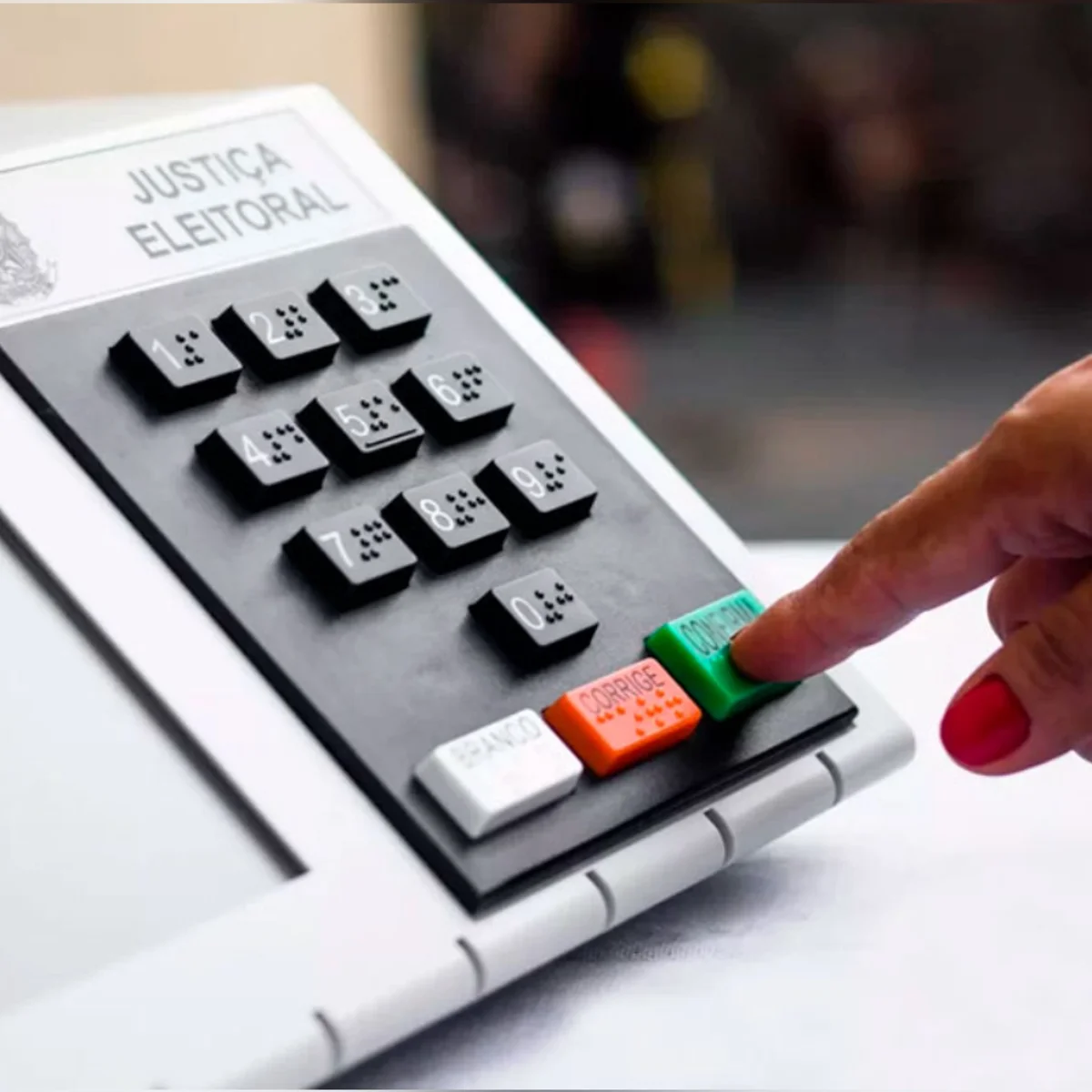 Comício e IA: o que candidatos podem ou não fazer às vésperas da eleição