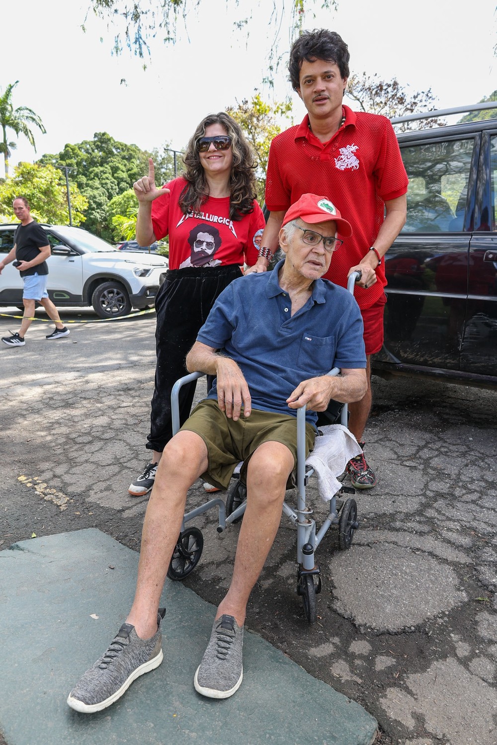 Álamo Facó com família — Foto: Dilson Silva / AgNews