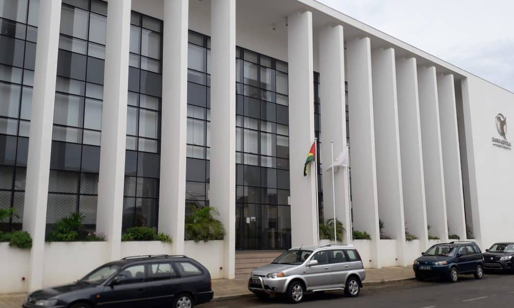 O prazo da dívida após a graduação de São Tomé