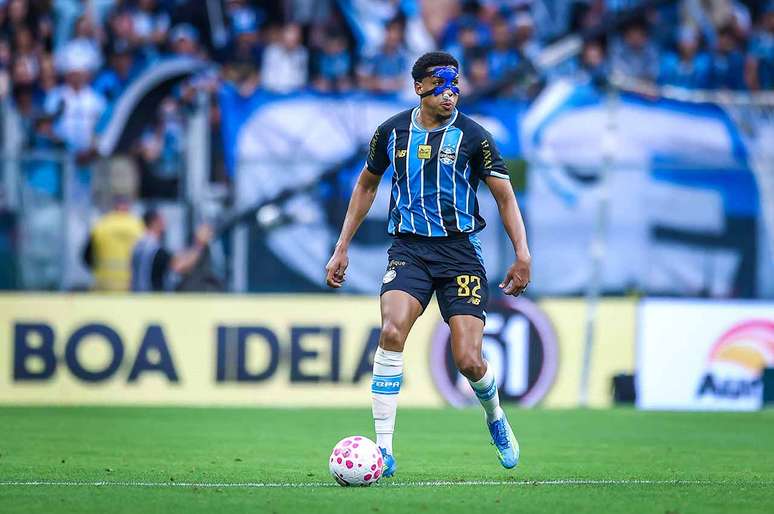 Grêmio busca empate contra Internacional, mas dupla segue no Z-4