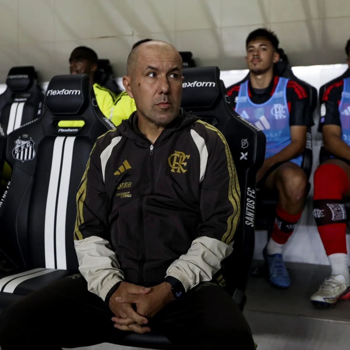 Leonardo Jardim reclama da arbitragem e lamenta perda de pontos do Flamengo