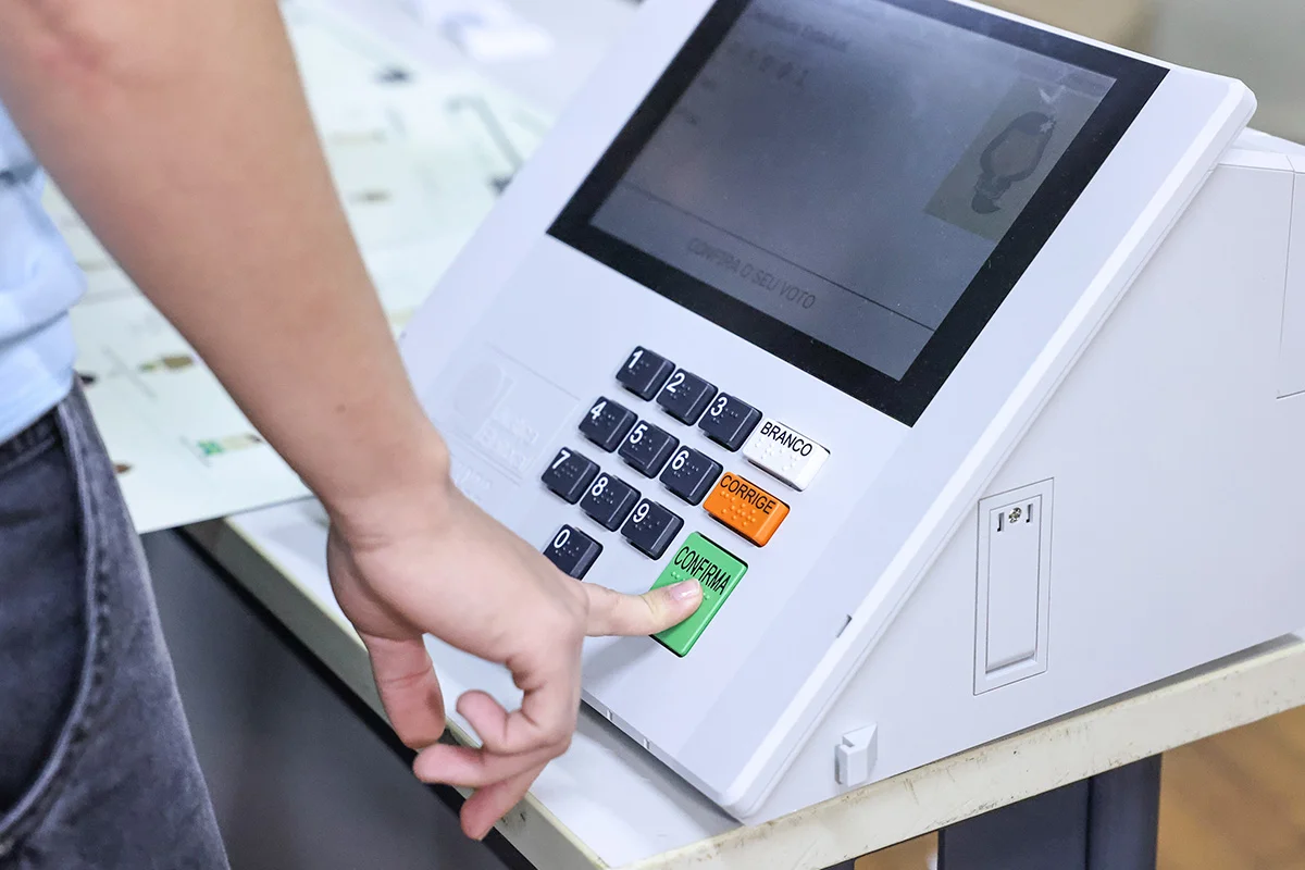 Imagem da matéria: TRE diz que DF não terá horário de votação prorrogado: "Sem tempo hábil"