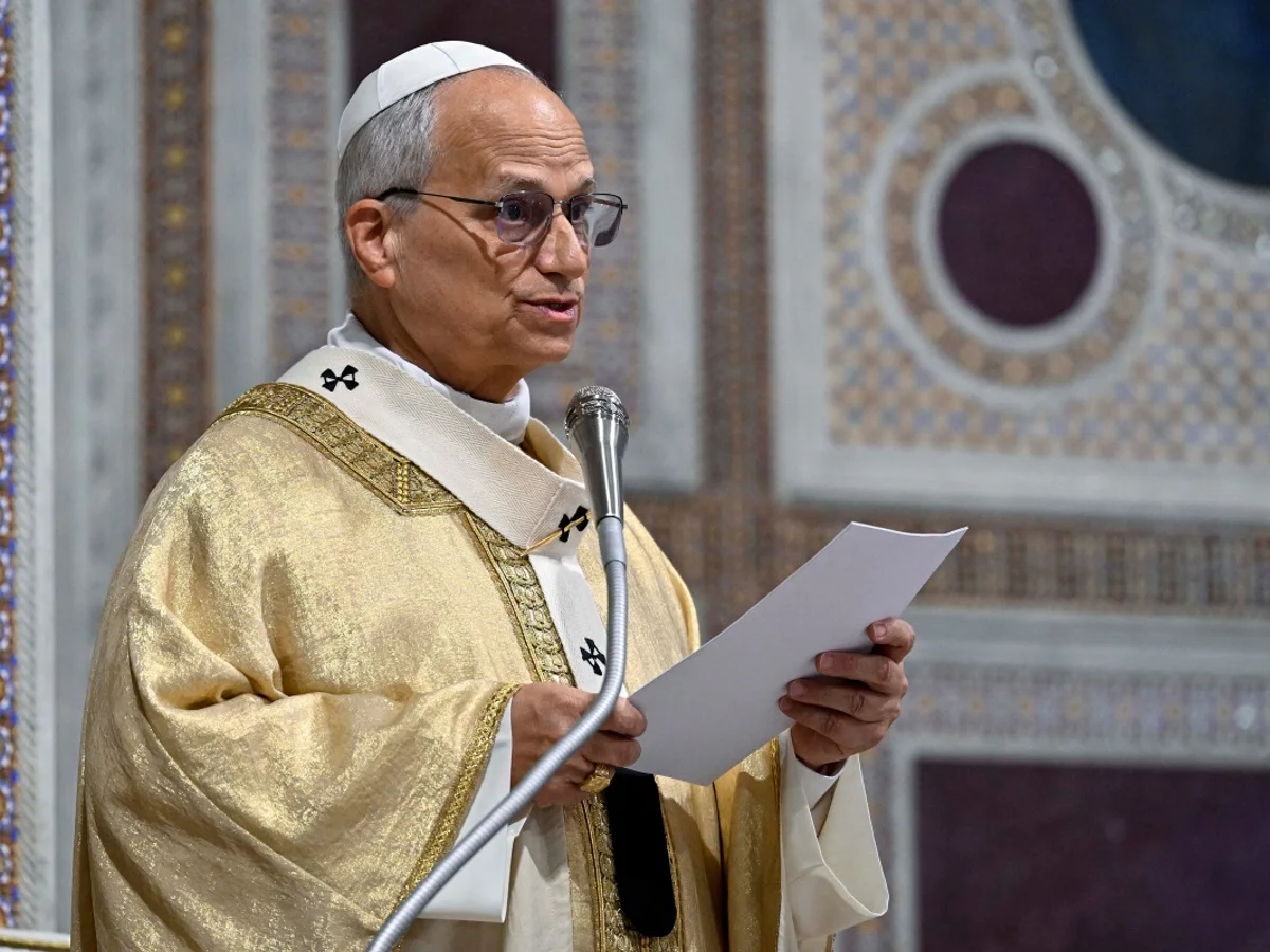 Papa Leão XIV pediu orações antes de ser diagnosticado com câncer de pulmão