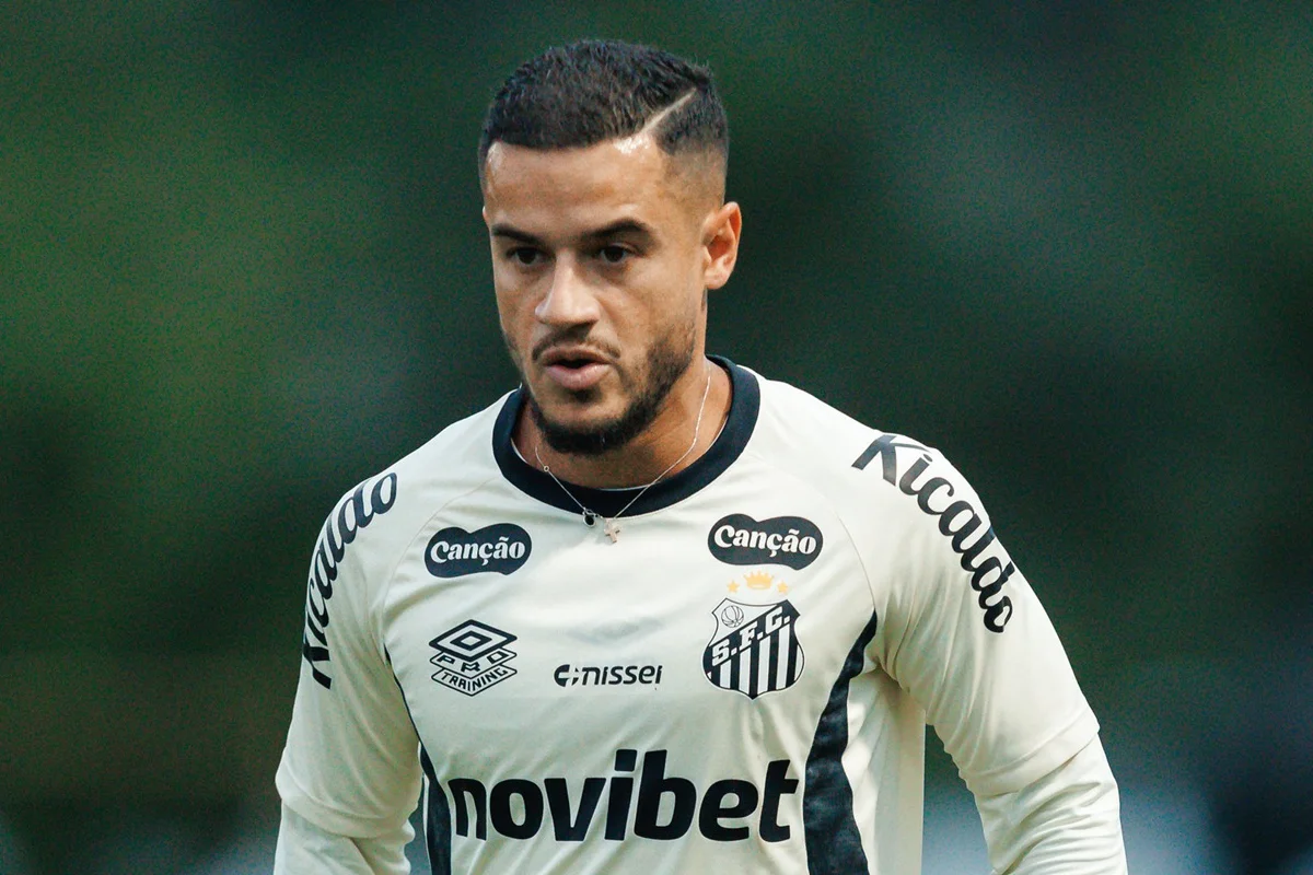Com Coutinho, Santos divulga relacionados para clássico contra o São Paulo