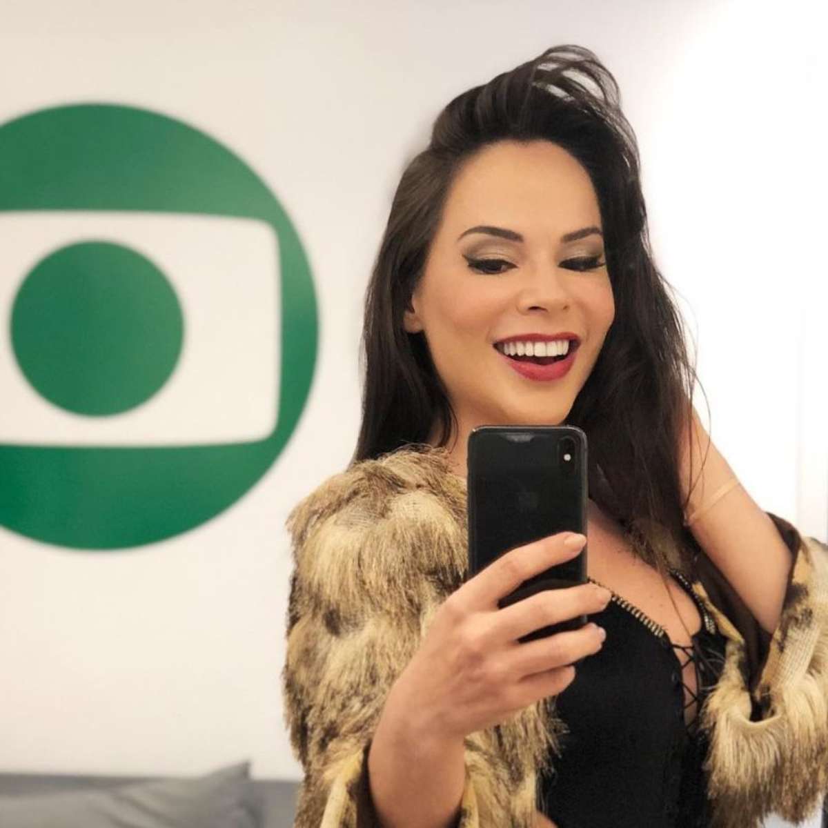 Ex-atriz da Globo planeja série de procedimentos na região íntima: 'Gosto de me cuidar'