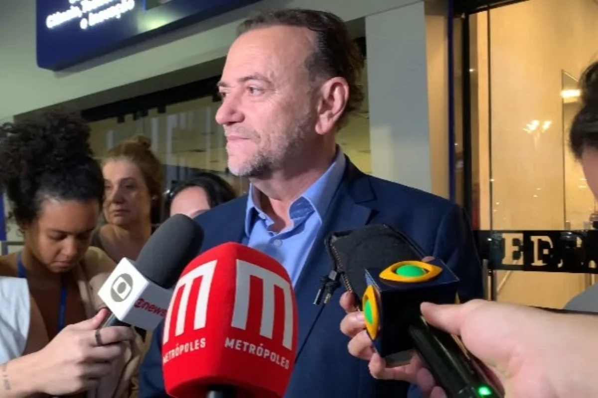 Imagem colorida mostra Edinho, presidente do PT - Metrópoles