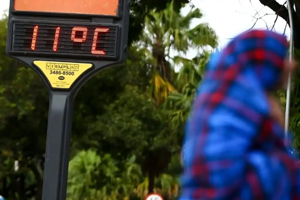 Clima: frente fria derruba termômetros no Sul e leva chuvas ao Sudeste