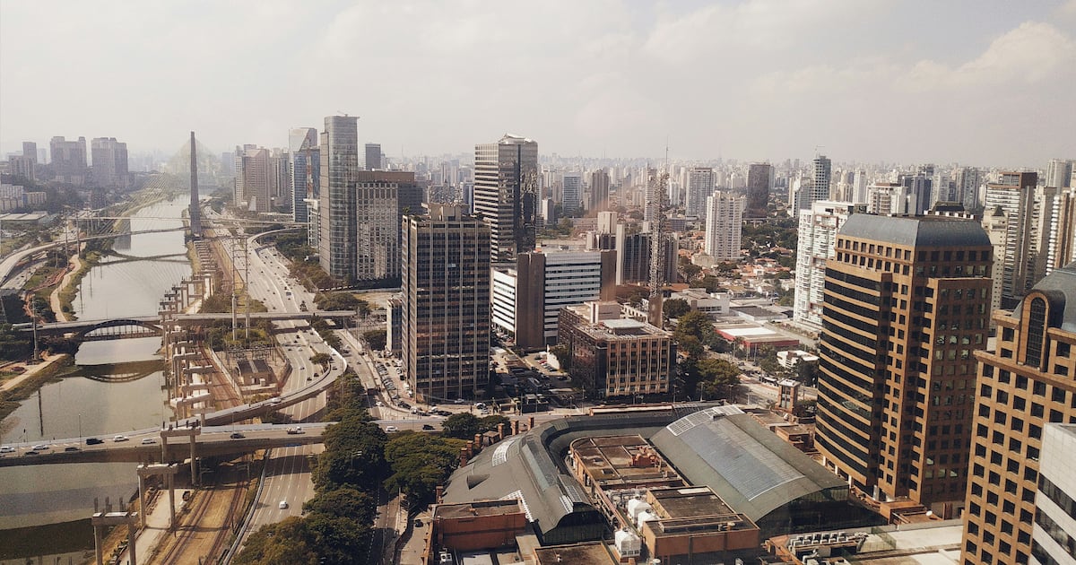São Paulo bate recorde e recebe 25,4 milhões de turistas no primeiro semestre de 2026