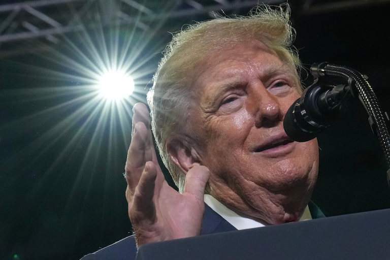 Trump cancela transmissão ao vivo de execução de psiquiatra condenado por massacre