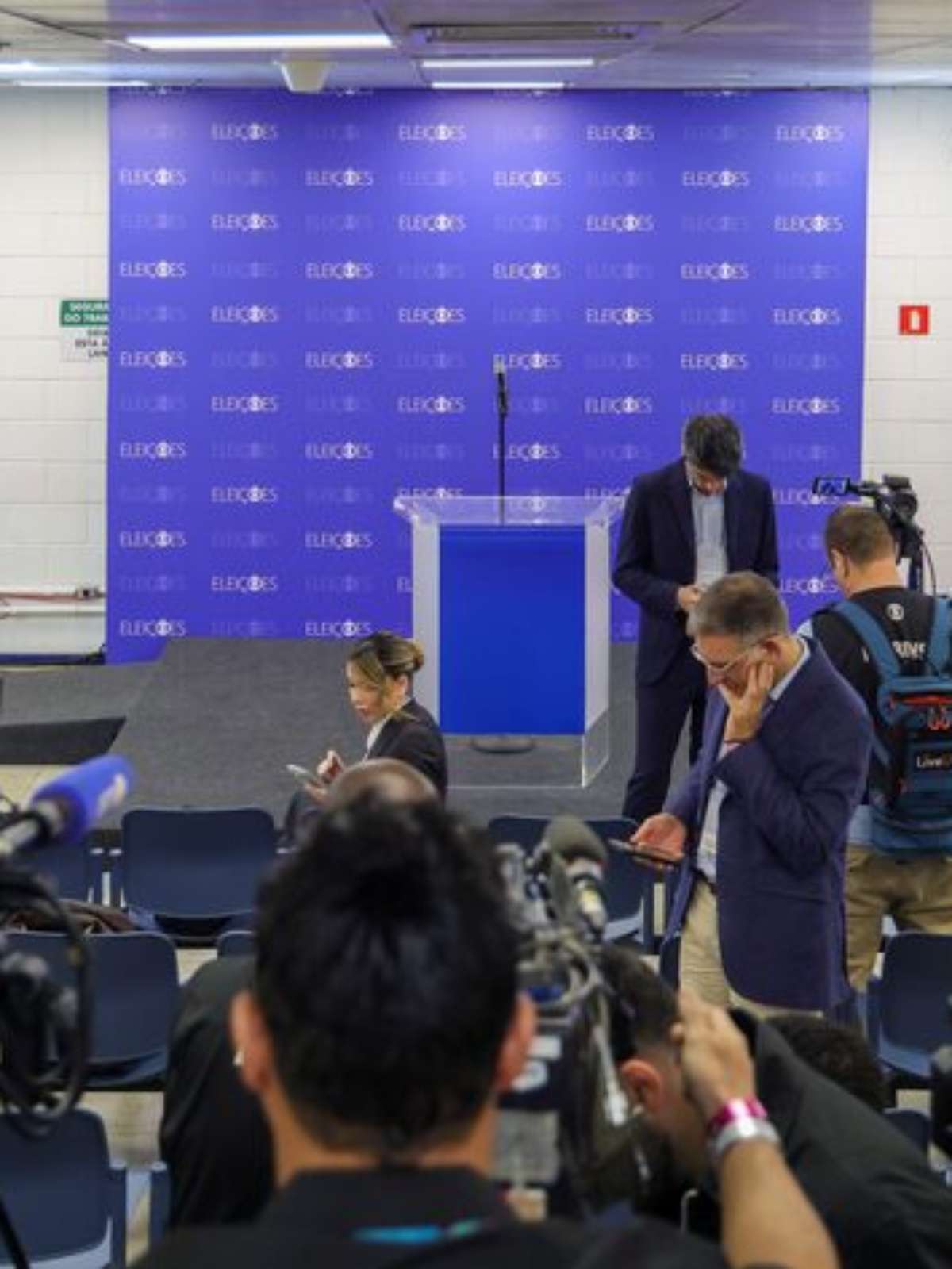 Cancelamento do debate da Globo expõe tensão entre campanhas e Justiça, avalia analista