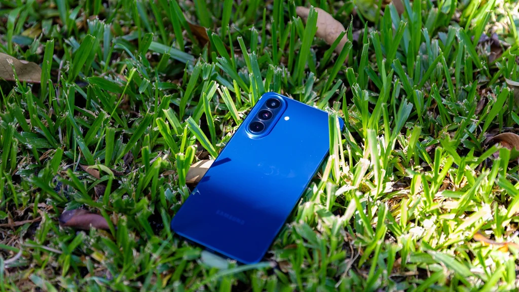 Mercado Livre joga preço do Galaxy A57 no chão com cupom