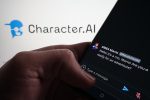 Character.AI pede falência e negocia venda de ativos à Disney