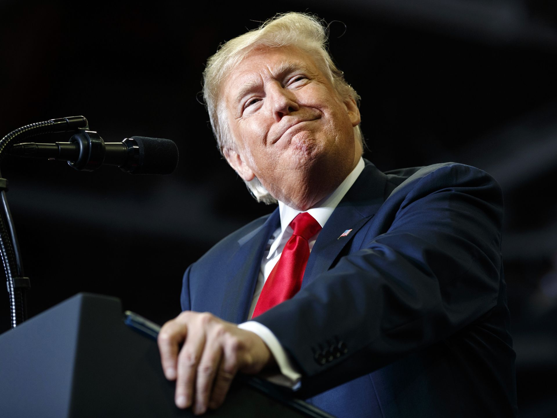 Trump expressou a esperança de que a nova ponte na Alabama, custando US$ 3,2 bilhões, seja nomeada em sua honra.